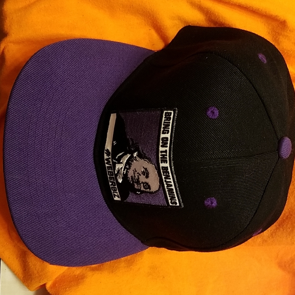 Snap back